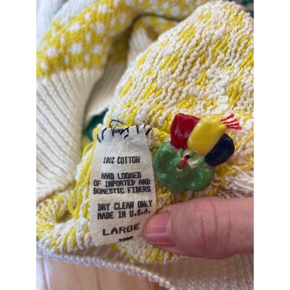 Vintage 90's Cardigan, Floral, Size Large Made in USA, Ceramic buttons - Picture 2 of 6
